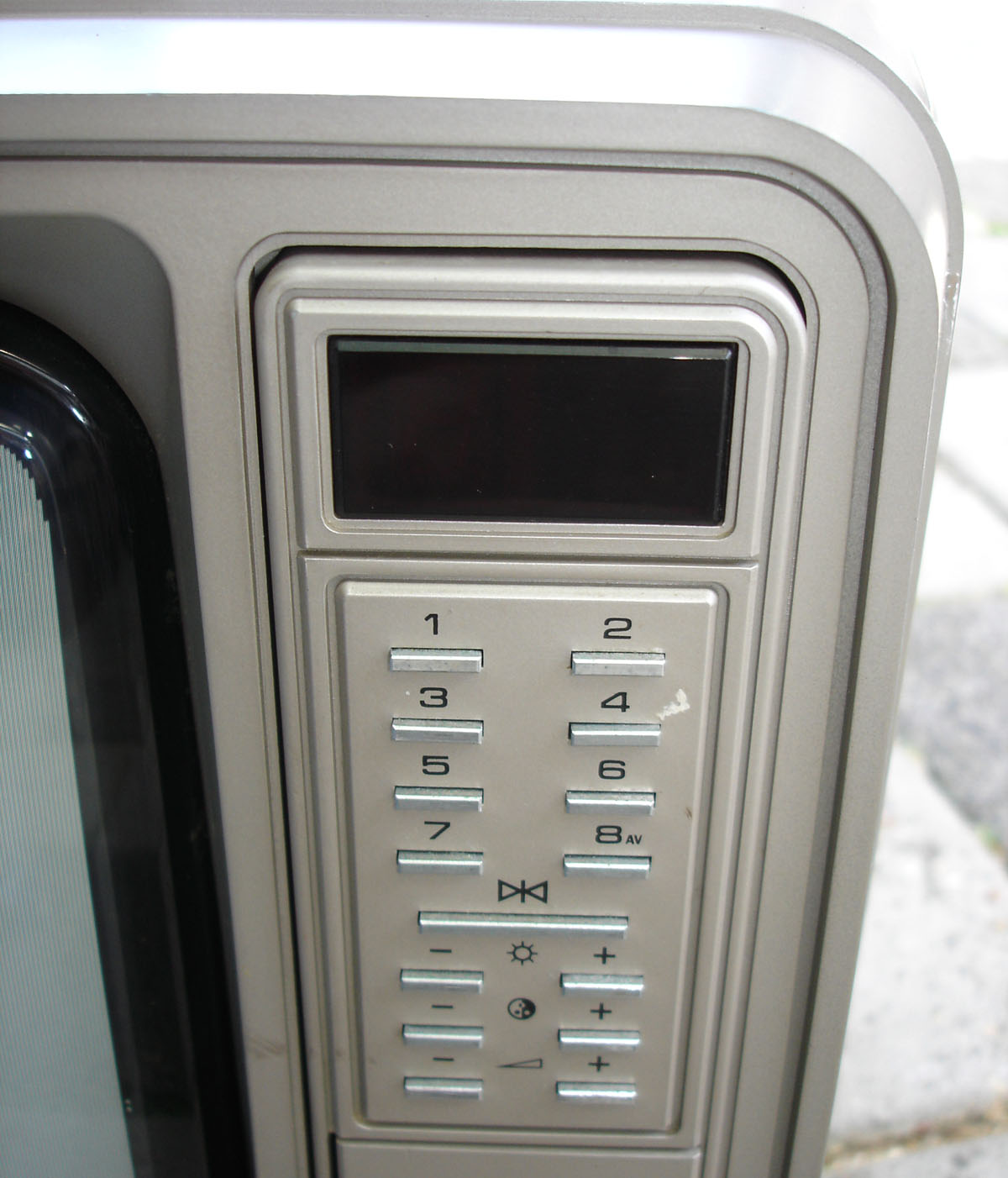 Contec KTN3732 portable color tv made in Hong Kong